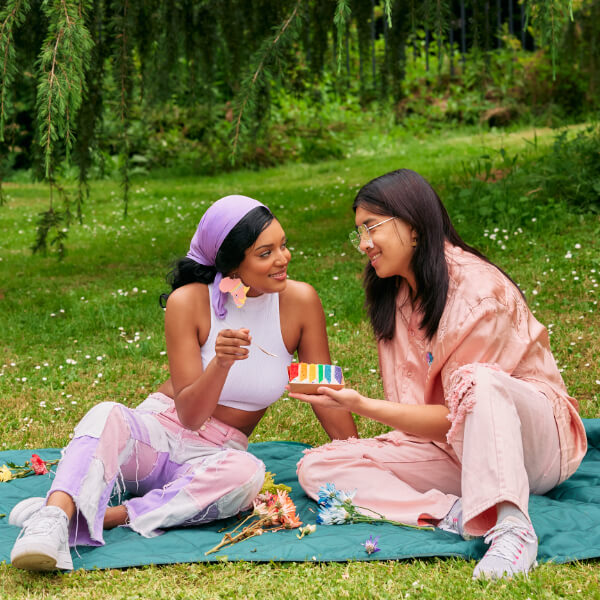 Rainbow cake picnic date